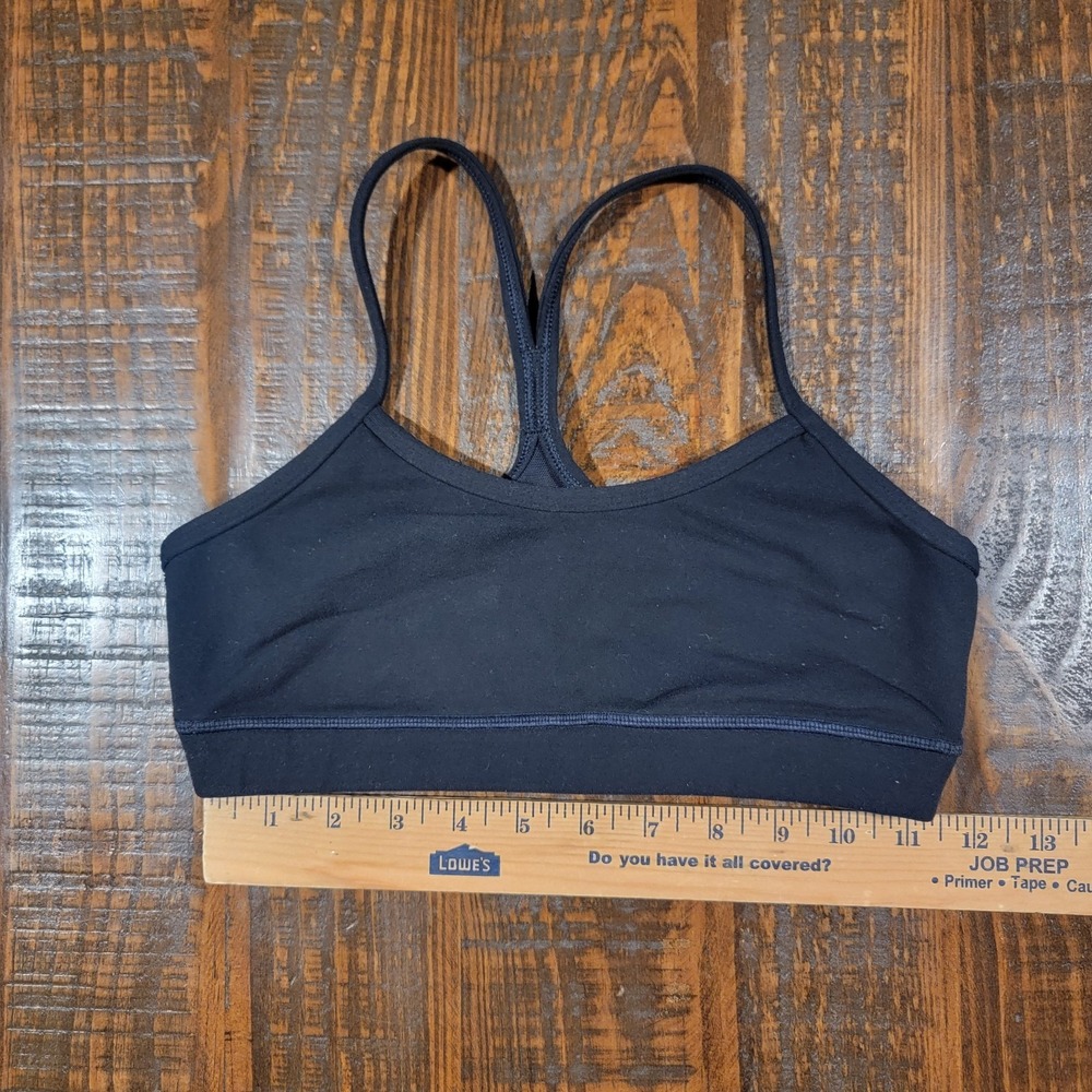 Lululemon Womens Size 4 Sports Bra Racerback Black Mesh Back